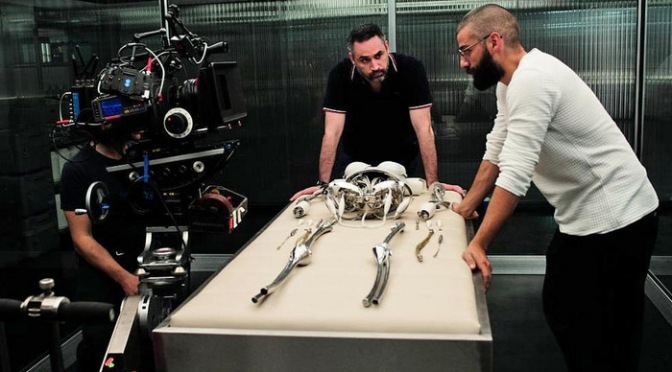 Oscar Isaac Reteaming with Director Alex Garland for Annihilation
